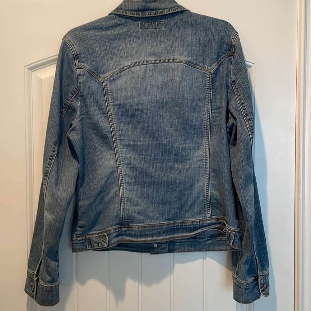 Jean jacket - Picture 3 of 9